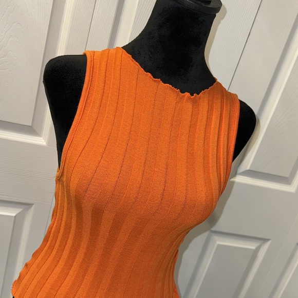 ZARA Orange top - Picture 2 of 3